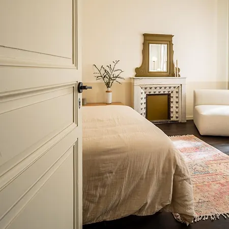La Re-source, Propriete Ideale Pour Seminaires Et Reunions Bed & Breakfast Alleins